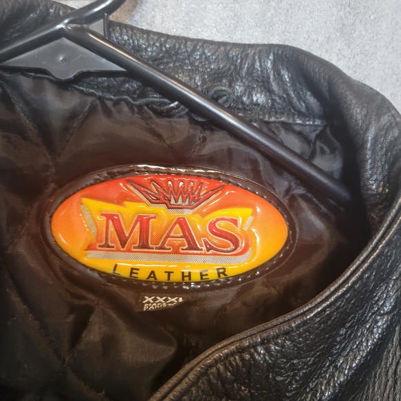 Women Leather Jacket - Picture 3 of 3